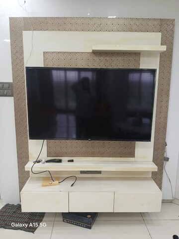 Furnished Amenities in 3 BHK Apartment at Ghansoli – for Rent