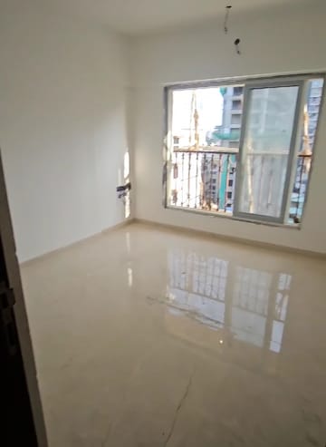 Furnished Amenities in 3 BHK Apartment at Borivali West – for Rent