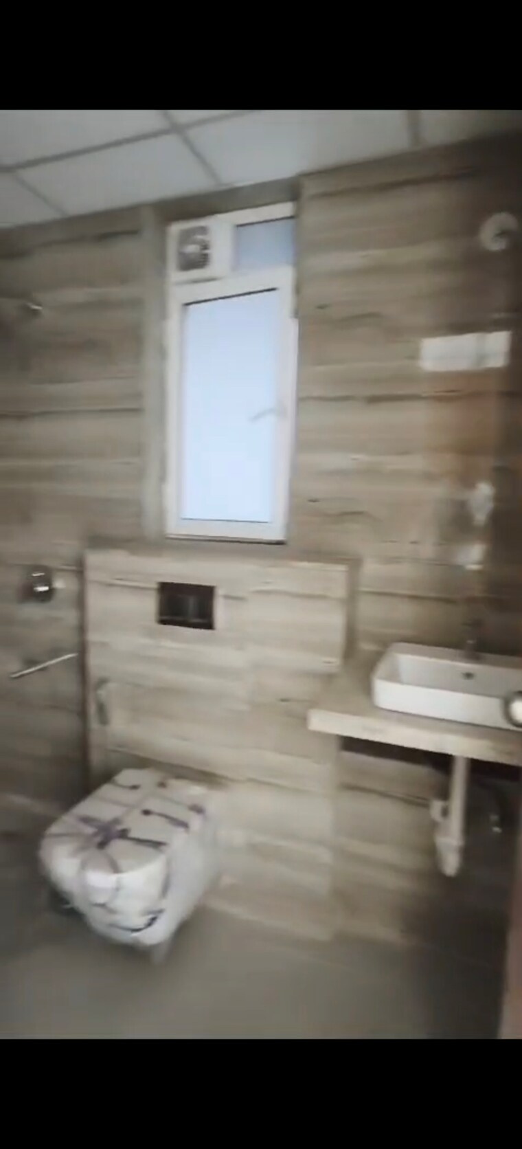 Bathroom, runwal-nirvana 3 Bedroom 1078 Sq.Ft. Apartment In Parel Mumbai 8938504