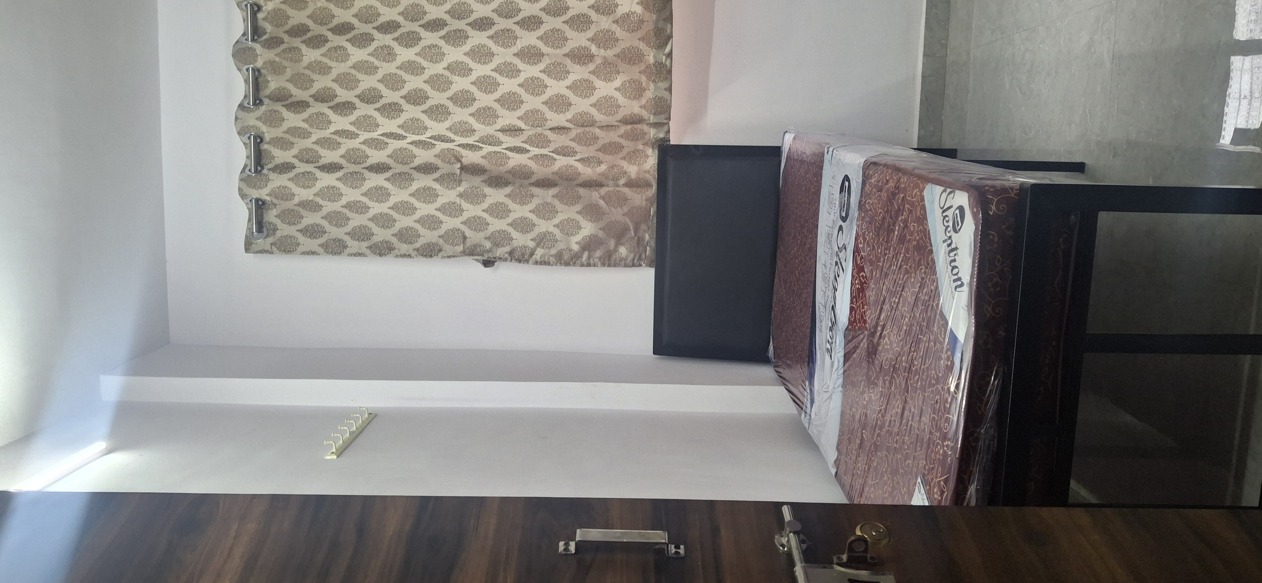 Pg For Rent in Amresh Property Mahape na