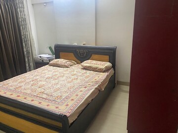 Bedroom in 3 BHK Apartment at Lok Everest, Mulund West – for Rent