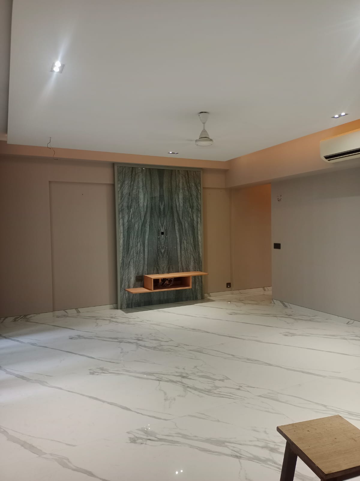 3 BHK + Extra Room 1100 Sq.Ft. Apartment in Godrej Prime