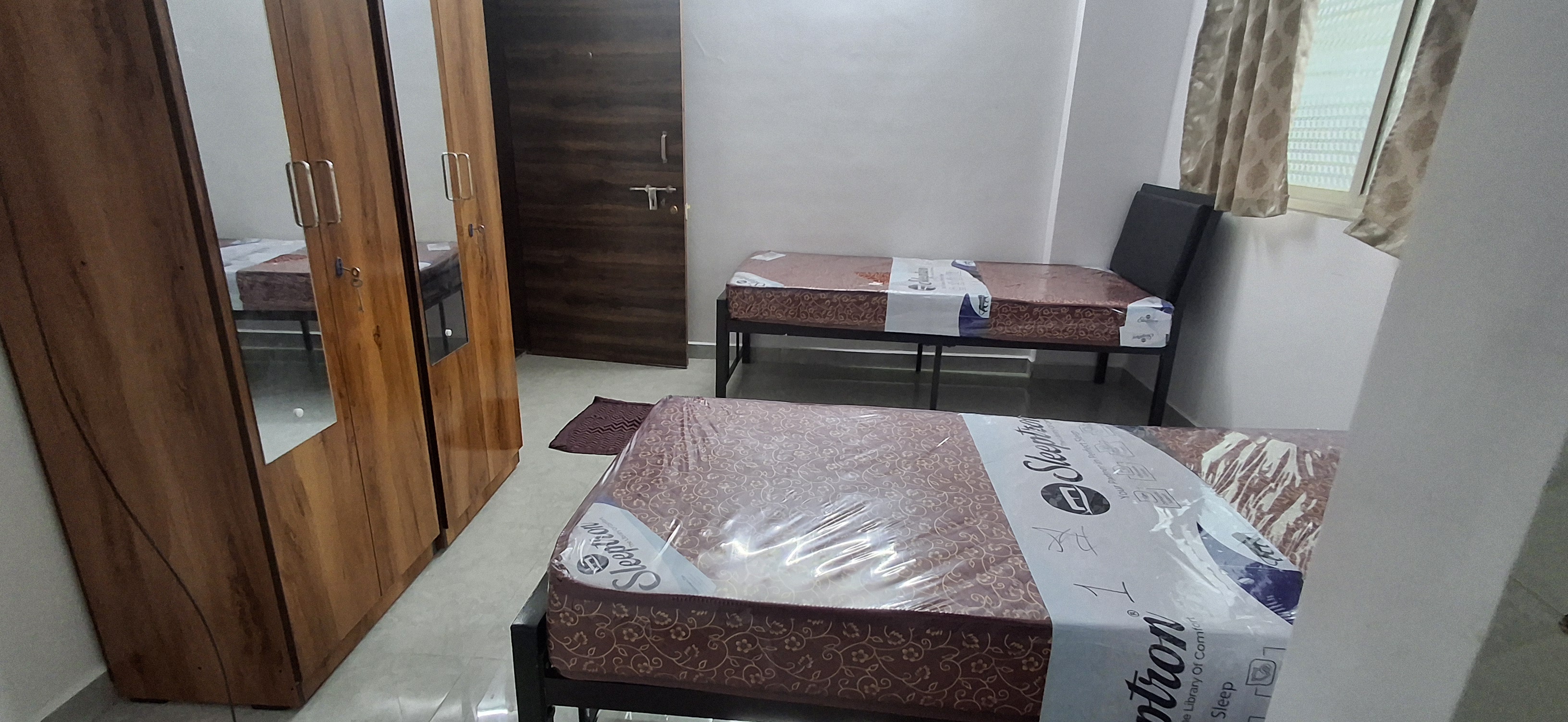 Pg For Rent in Amresh Property Mahape na