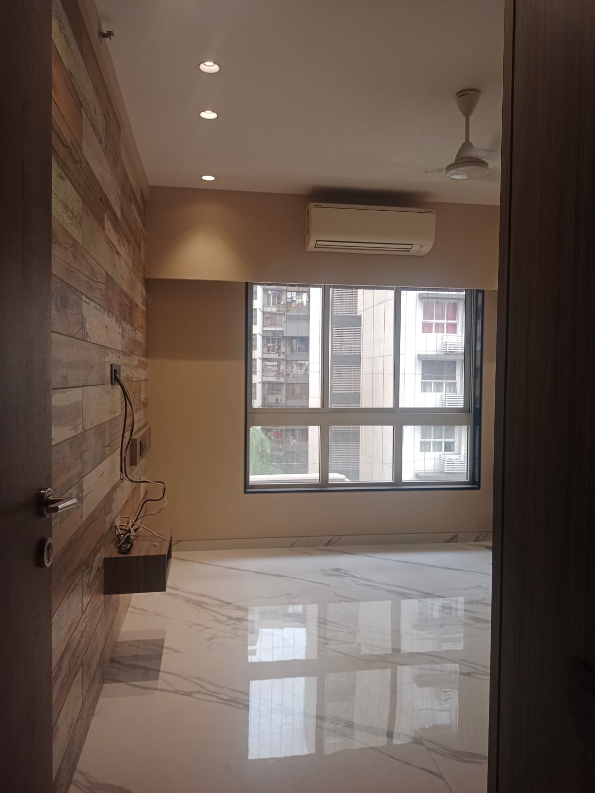 3 BHK + Servant Room Apartment For Rent in Godrej Prime