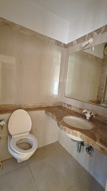 Bathroom in 2 BHK Apartment at Kukreja Sai Deep, Chembur – for Sale