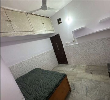 Bathroom in 2 BHK Builder Floor at Sector 41 – for Rent