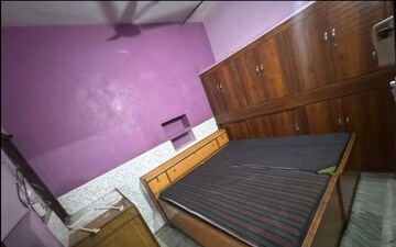 Kitchen in 2 BHK Builder Floor at Sector 41 – for Rent