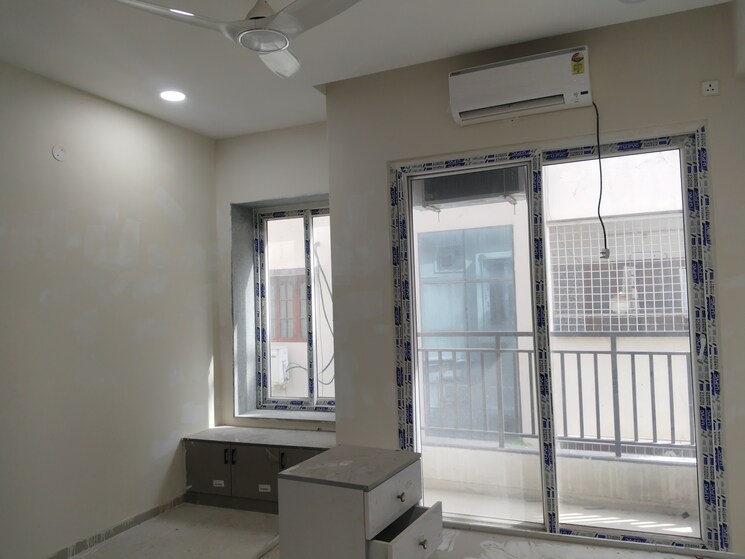 Living Room, kavuri-hills 3 Bedroom 3000 Sq.Ft. Apartment In Madhapur Hyderabad 8938523