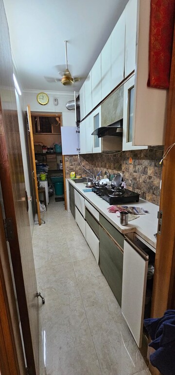 Kitchen in 1 BHK Builder Floor at Palam Vihar – for Rent