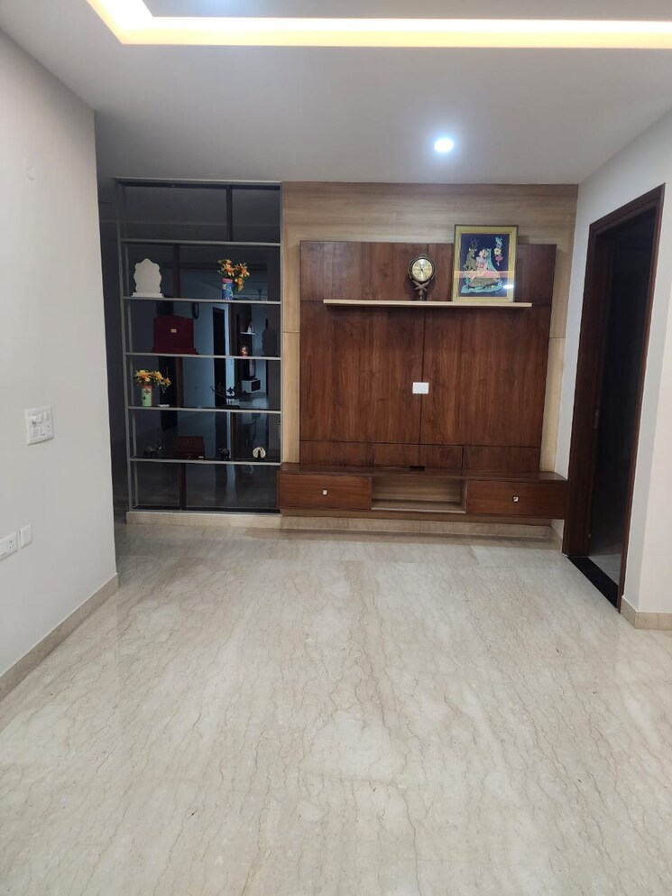 Room, palam vihar 3 Bedroom 295 Sq.Yd. Independent House In Palam Vihar Gurgaon 8938536
