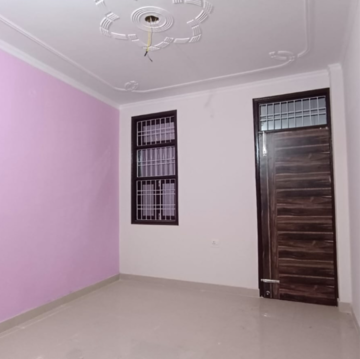 Room in 2 BHK Builder Floor at Khirki Extension – for Rent