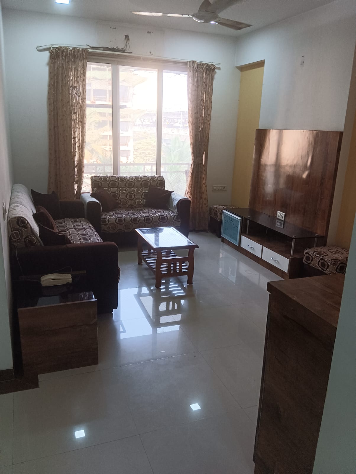 3 BHK 1400 Sq.Ft. Apartment in Symphony Towers Kandivali West