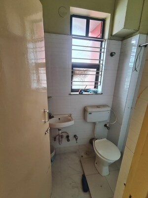 Bathroom in 2 BHK Apartment at Topsia – for Sale