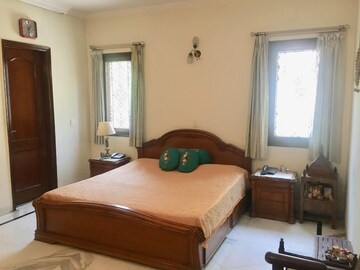 Bedroom in 3 BHK Builder Floor at Boutique Residential Apartments A 3 2, Vasant Vihar – for Rent