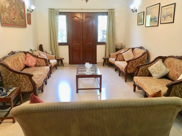 Living Room, boutique-residential-apartments-a-3-2 3 Bedroom 1800 Sq.Ft. Builder Floor In Vasant Vihar Delhi 8938605