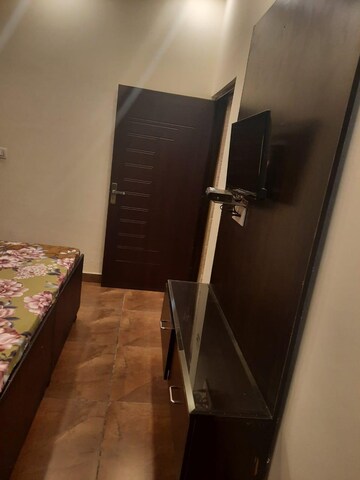 Furnished Amenities in 2 BHK Independent House at Dhakoli – for Rent