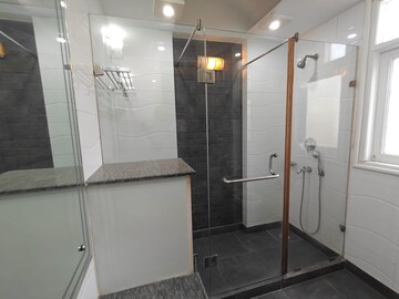 Kitchen in 4 BHK Builder Floor at Sarvodaya Enclave – for Rent