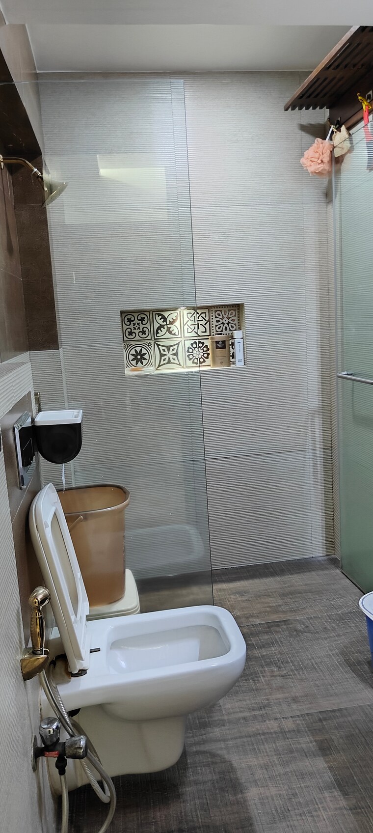 Bathroom, oshiwara-mhada 2 Bedroom 1100 Sq.Ft. Apartment In Andheri West Mumbai 8938691