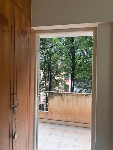 Furnished Amenities in 2 BHK Apartment at Radha Residency Pune, J M Road – for Rent