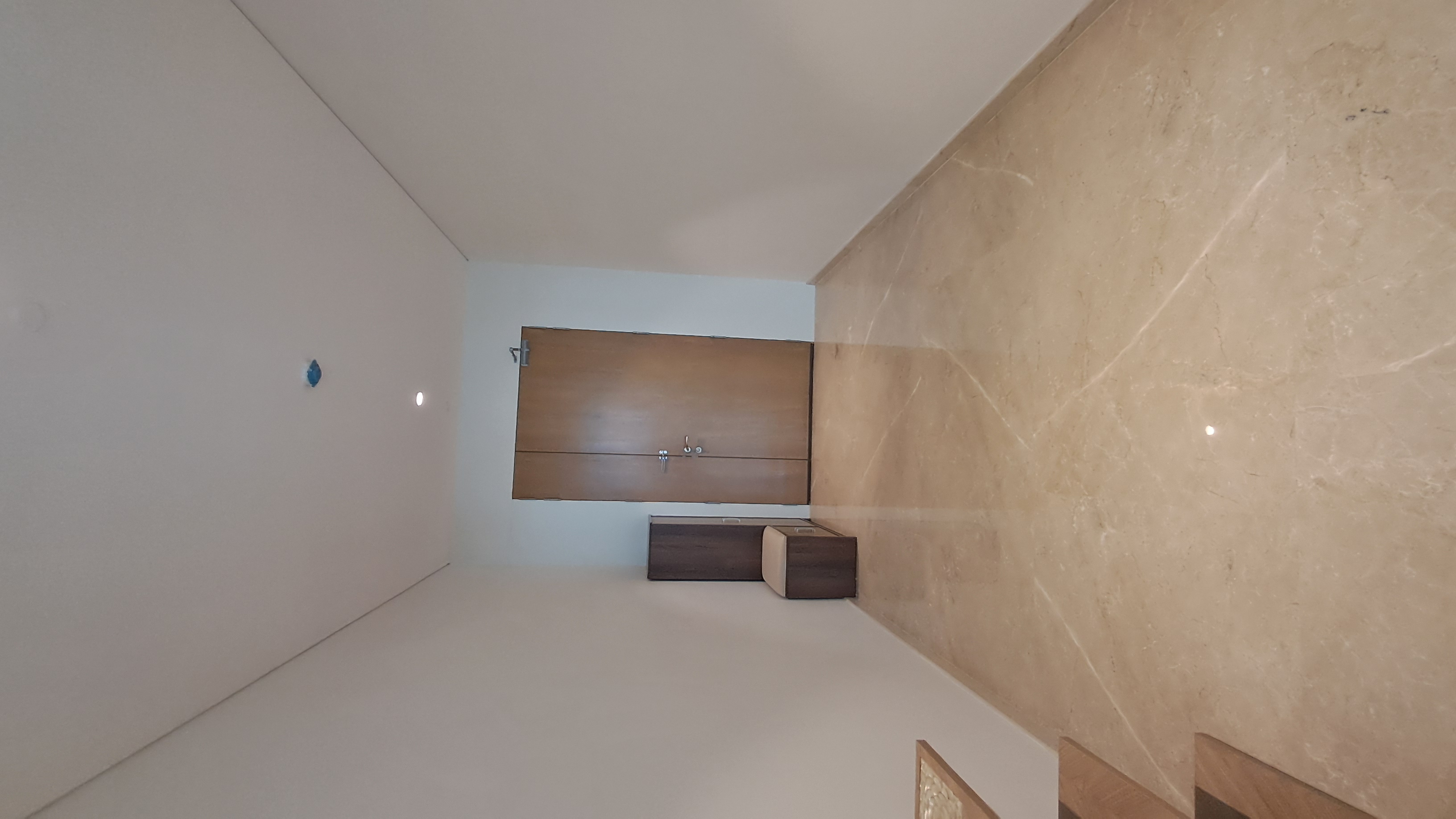 4 BHK 2400 Sq.Ft. Apartment in Rustomjee Crown