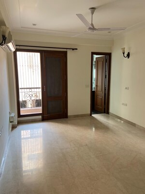 3 BHK Builder Floor For Sale in Chattarpur