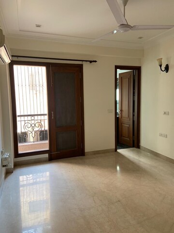 Room in 3 BHK Builder Floor at Chattarpur – for Sale