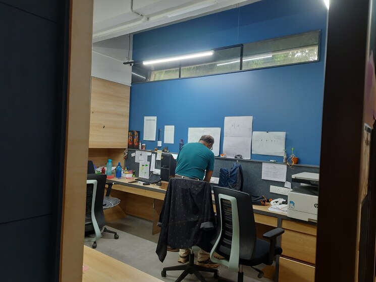 Team Area, miraj-corporate-park Commercial Office Space 2300 Sq.Ft. In Wagle Industrial Estate Thane 8938873