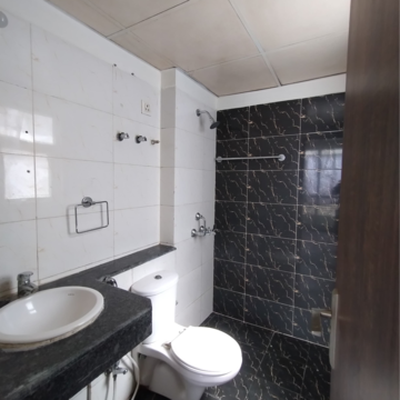 Bathroom in 3 BHK Apartment at BPTP Parkland Pride Phase 2, Sector 77 – for Rent