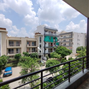 Balcony in 3 BHK Apartment at BPTP Parkland Pride Phase 2, Sector 77 – for Rent