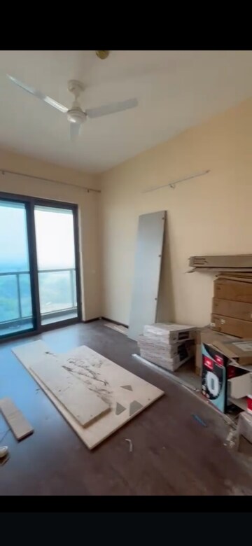 Room in 3 BHK Apartment at Paras Dews, Sector 106 – for Rent