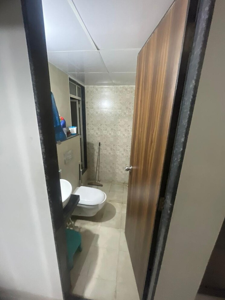 Bathroom, jp-north-barcelona 1 Bedroom 437 Sq.Ft. Apartment In Mira Road Thane 8938925