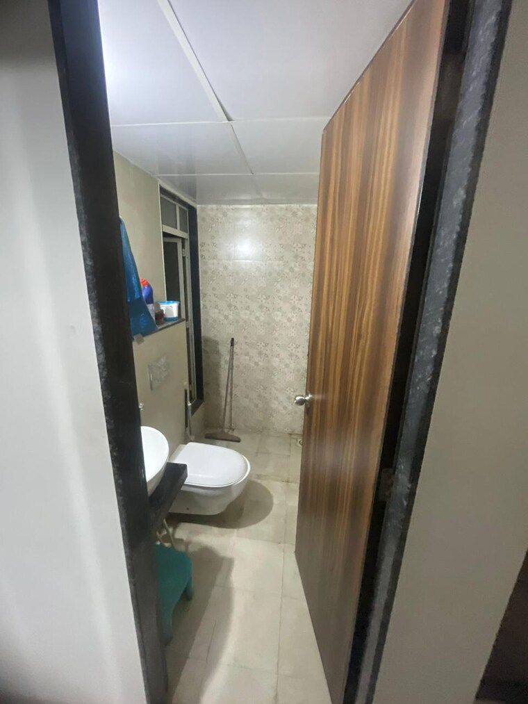 Bathroom, jp-north-barcelona 1 Bedroom 437 Sq.Ft. Apartment In Mira Road Thane 8938925