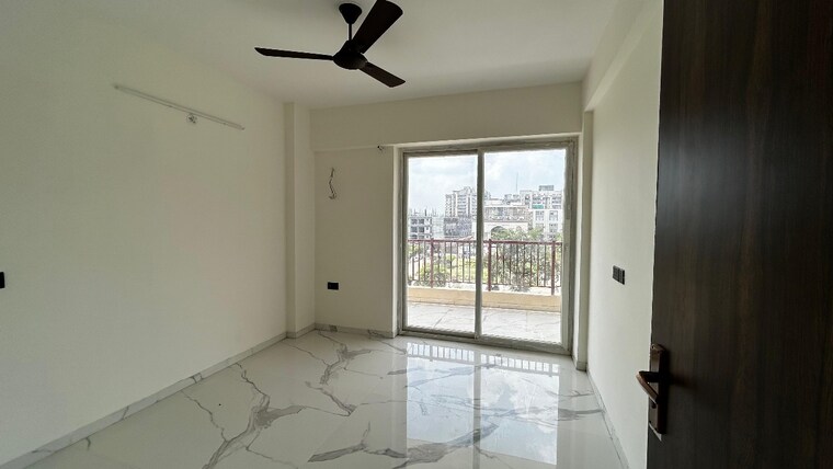 Room, sector 88 4 Bedroom 2190 Sq.Ft. Apartment In Sector 88 Faridabad 8938932