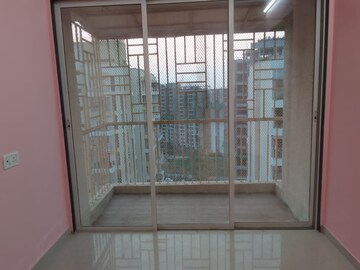 Room in 1 BHK Apartment at JSB Nakshatra Pride II, Naigaon East – for Rent