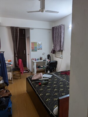 Master Bedroom in 4 BHK Apartment at Jaypee Green Wish town Klassic, Sector 134 – for Sale