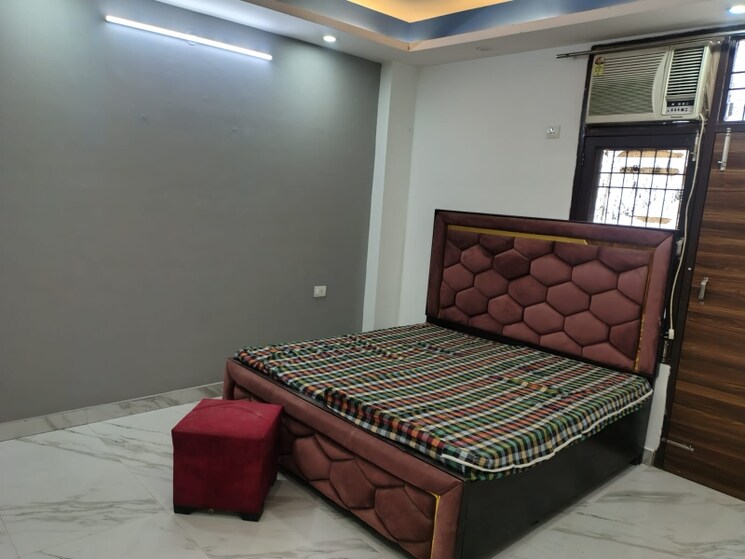 Bedroom, freedom fighters enclave 3 Bedroom 1500 Sq.Ft. Apartment In Freedom Fighters Enclave Delhi 8938942