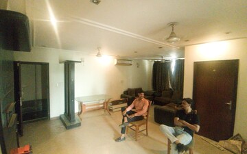 3.5 BHK Apartment For Rent in Purvanchal Silver City, Sector 93