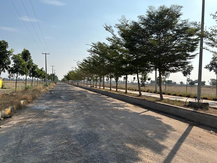 Balcony, sr-rock-town  276 Sq.Yd. Plot In Mazidpur Hyderabad 8939044