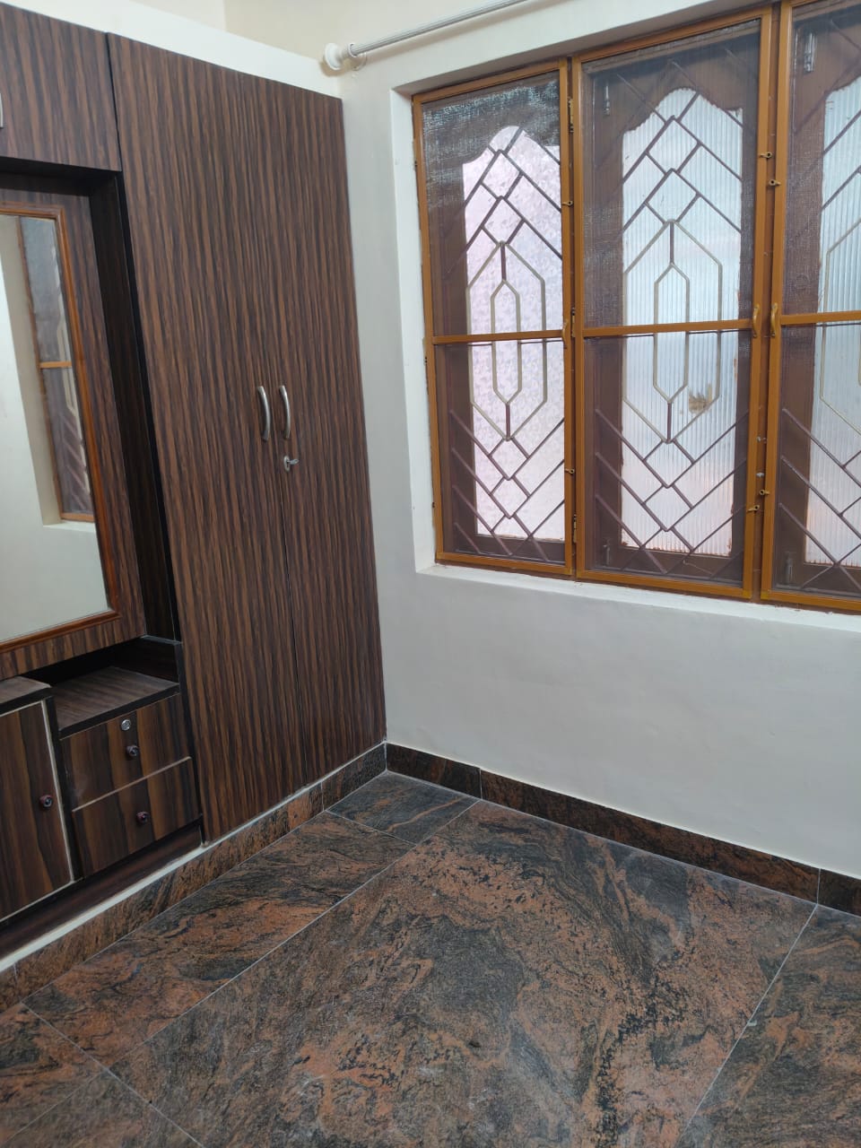 1 BHK Builder Floor For Rent in Builder Floor