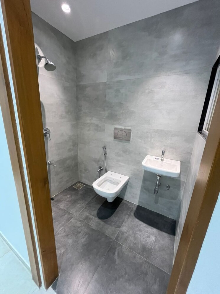 Bathroom, naigaon east 1 Bedroom 458 Sq.Ft. Apartment In Naigaon East Palghar 8939025