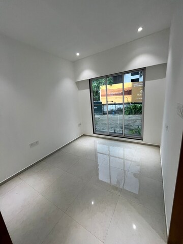 Room in 1 BHK Apartment at Naigaon East – for Sale
