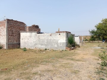  Plot For Sale in Tikawali