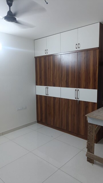 Furnished Amenities in 2 BHK Apartment at Aparna Sarovar Zicon, Nallagandla – for Rent