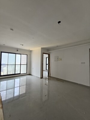 Room in 2 BHK Apartment at Dev Leo Tower, Oshiwara – for Sale