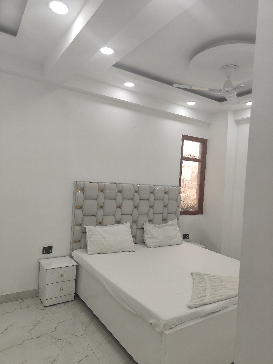 3 BHK Builder Floor For Sale in Royal Residency 
