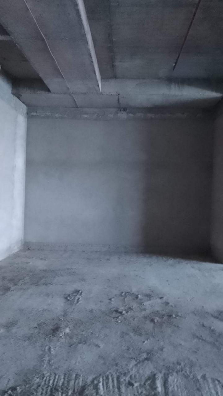 Office Space For Sale in Mani Casadona