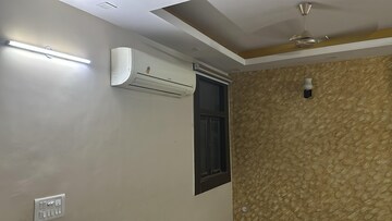 Room in 4 BHK Builder Floor at Freedom Fighters Enclave – for Rent