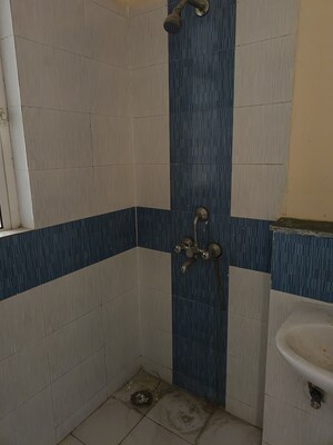 Bathroom in 3 BHK Apartment at Jaypee Greens Kosmos, Sector 134 – for Sale