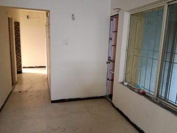 Room in 2 BHK Apartment at Pentagon Fortune East, Kharadi – for Rent