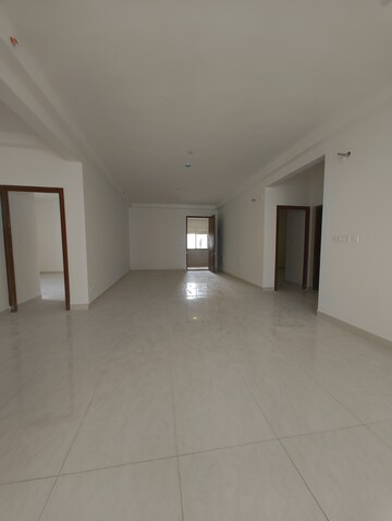 Room in 3 BHK Apartment at Prestige Beverly Hills, Kokapet – for Sale
